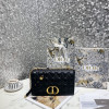 DIOR 서플 카로 백 라지 M9243UWHC