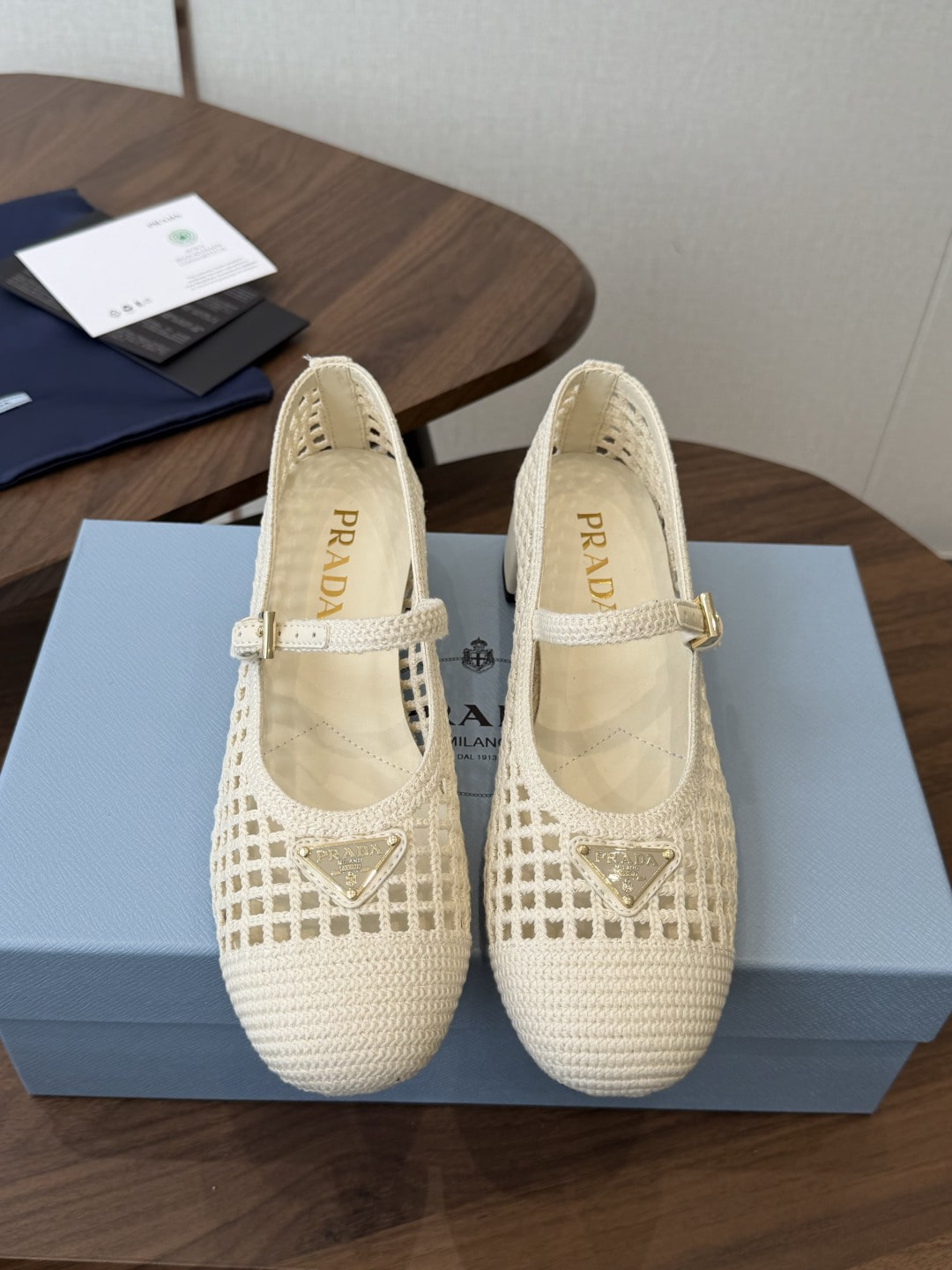 프라다 크로셰 펌프스 7.5cm