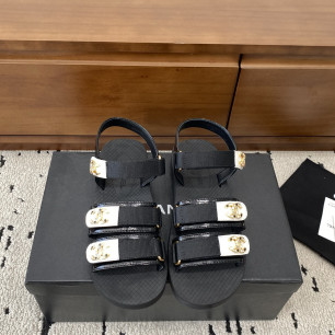 샤넬 신상 벨크로 비치 샌들
