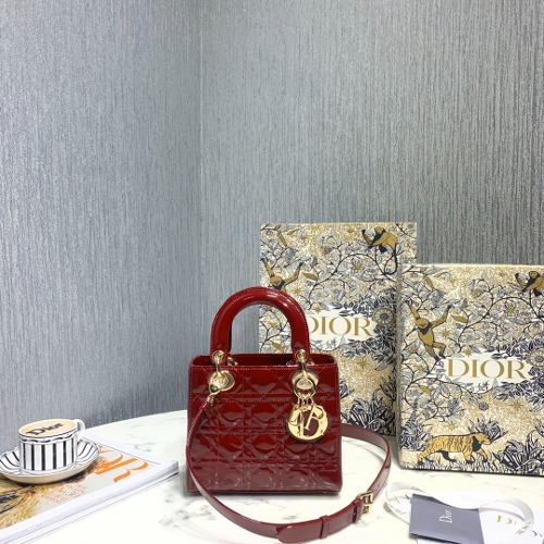 DIOR 페이던트 레이디 백 스몰 M0531OWCB