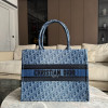 DIOR 북토트 백 오블리크 블루 데님 M1296ZEGC