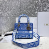 DIOR 레이디 디 라이트 백 미듐 M0565OECY