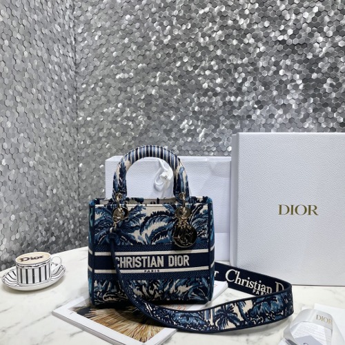 DIOR 레이디 디 라이트 백 미듐 M0565OECY