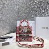 DIOR 레이디 디 라이트 백 미듐 M0565OECY