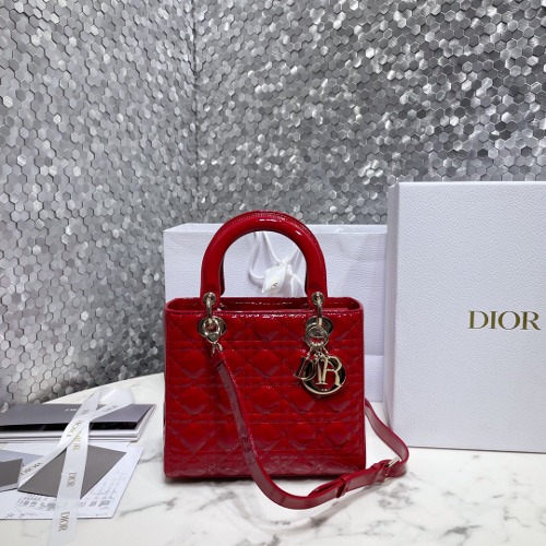 DIOR 페이던트 레이디 백 미디움 M0565OWCB