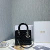 DIOR 페이던트 레이디 백 미디움 M0565OWCB