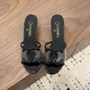 샤넬 2026 더블 C 힐 샌들 5cm