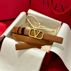 VALENTINO 발렌티노 VLogo Signature 20 리버서블 레더 벨트 5W2T0S12ZFR11J
