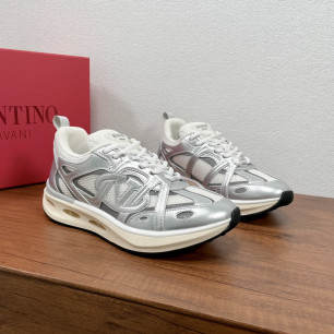 발렌티노 2024 신상 Vlogo 로우탑 스니커즈