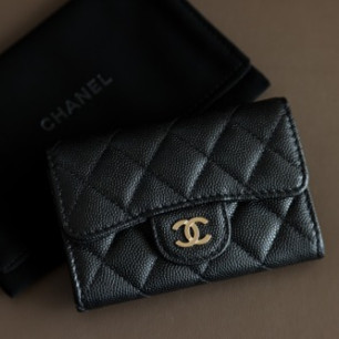 CHANEL 샤넬 클래식 똑딱이 플랩 카드 지갑 캐비어 AP0214