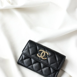CHANEL 샤넬 24A 공방 컬렉션 CC 로고 캐비어 카드지갑 AP4089