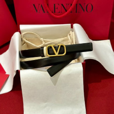 VALENTINO 발렌티노 VLogo Signature 20 리버서블 레더 벨트 5W2T0S12ZFR11J