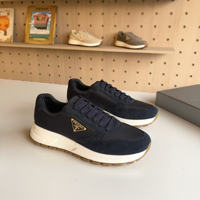프라다 남성 캐주얼 스웨이드 스니커즈
