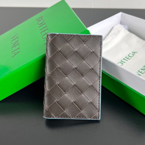 BOTTEGA VENETA 남성 인트레치아토 카드지갑 749417