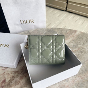 DIOR 플랩 카드지갑 페이던트 까나쥬 S0178OVRB