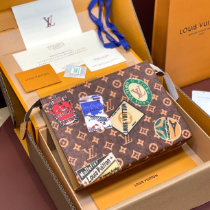 LOUIS VUITTON 토일렛 파우치 백 M83487