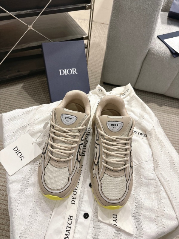 디올 30B 스니커즈
