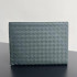 BOTTEGA VENETA 남성 하프 지퍼 파우치 인트레치아토 607479