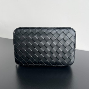 BOTTEGA VENETA 인트레치아토 미디움 오거나이저 765809V2HL