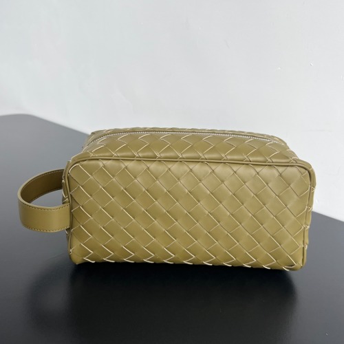 BOTTEGA VENETA 남성 인트레치아토 트레블 파우치 729295VCPQ