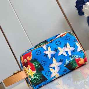 LOUIS VUITTON 락커 돕 키트 파우치 클러치 M83112