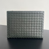 BOTTEGA VENETA 남성 하프 지퍼 파우치 인트레치아토 607479