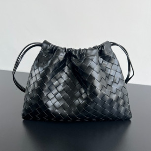 BOTTEGA VENETA 레더 더스트백 숄더백 796728