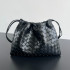 BOTTEGA VENETA 레더 더스트백 숄더백 796728