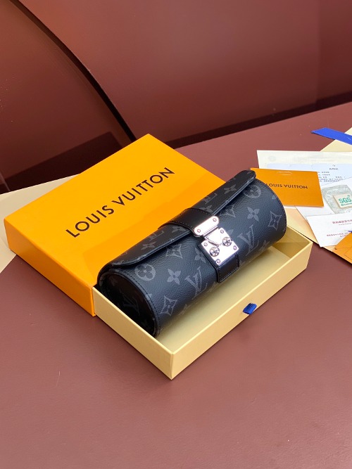 LOUIS VUITTON 에튀 비쥬 백 M10145