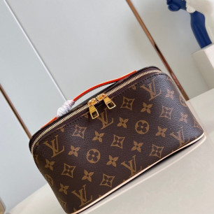 LOUIS VUITTON 토일레트리 백 가방 M11750