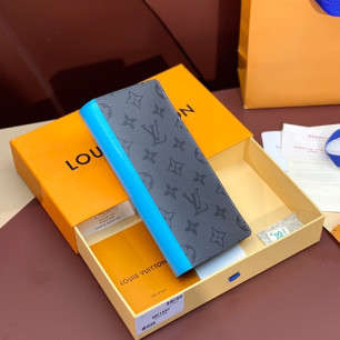 LOUIS VUITTON 브라짜 월릿 M61697