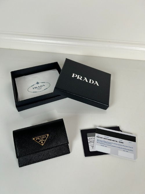 PRADA 프라다 사피아노 레더 카드홀더 1MF028