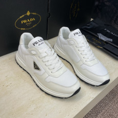 프라다 리나일론 캐주얼 스니커즈