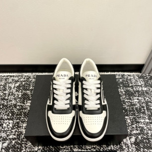 프라다 다운타운 스니커즈
