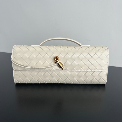 BOTTEGA VENETA 롱핸들 클러치 741511