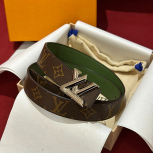 LOUIS VUITTON 루이비통 LV 이니셜 30mm 리버서블 벨트
