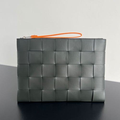 BOTTEGA VENETA 남성 인트레치아토 카세트 클러치 라지 649616