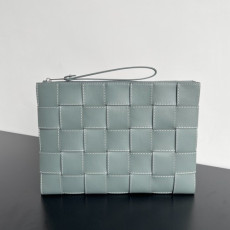 BOTTEGA VENETA 남성 인트레치아토 카세트 클러치 라지 649616