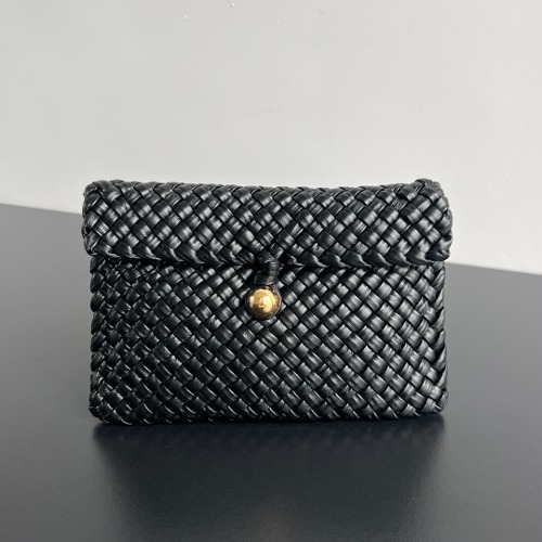 BOTTEGA VENETA 신상 클러치백 777678