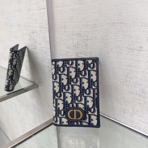 DIOR 오블리크 30 Montaigne 몽테인 여권 케이스 S2095UTZQ_M928