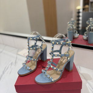발렌티노 Rockstud 앵클 스트랩 샌들 9.0