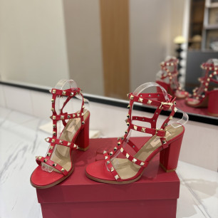 발렌티노 Rockstud 앵클 스트랩 샌들 9.0