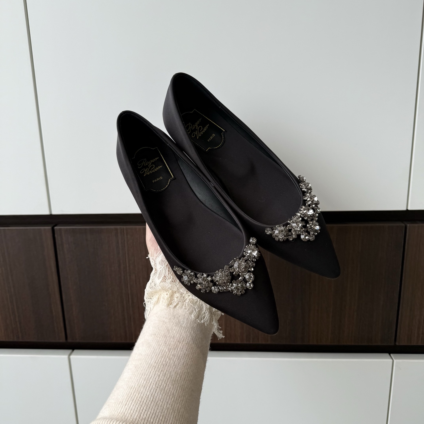 [하이앤드] 로저비비에 에플로레센스 슈즈 (플랫 / 6.5CM )