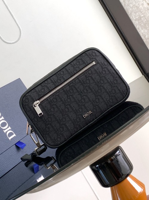DIOR 오블리크 토일레트리 클러치백 스트랩 파우치 2ESCA340