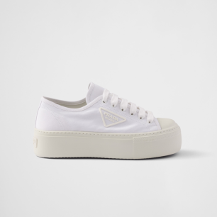 프라다 레이스 패브릭 스니커즈