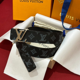 LOUIS VUITTON 루이비통 LV 이니셜 40mm 리버서블 벨트