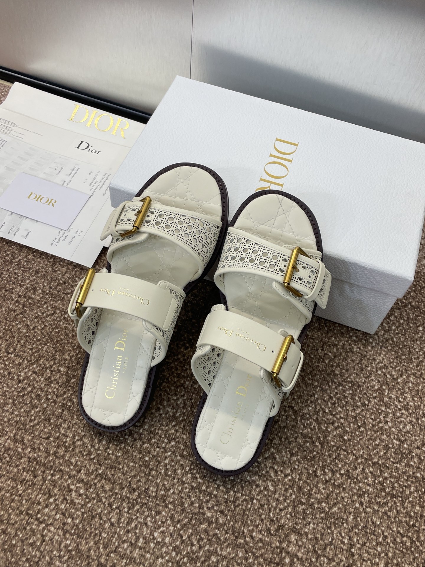 디올 25ss D-Avenue 슬라이드 뮬