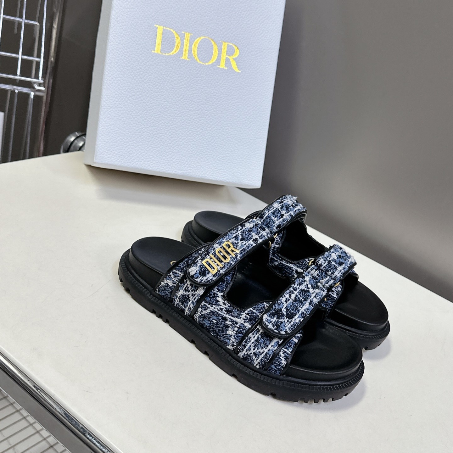 디올 25ss Dioract 벨크로 슬라이드 뮬