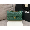 CHANEL 샤넬 클래식 미듐 플랩백 A01112