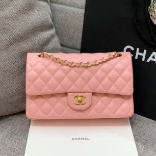 CHANEL 샤넬 클래식 미듐 플랩백 A01112